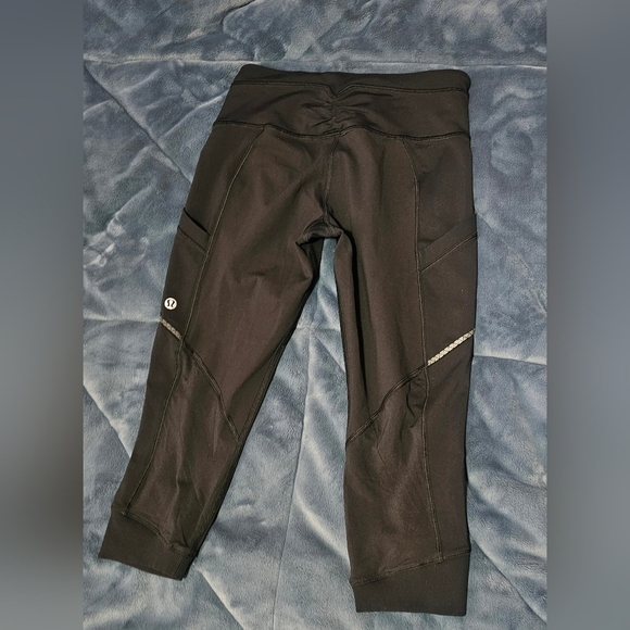 Lululemon Capri - Picture 3 of 6